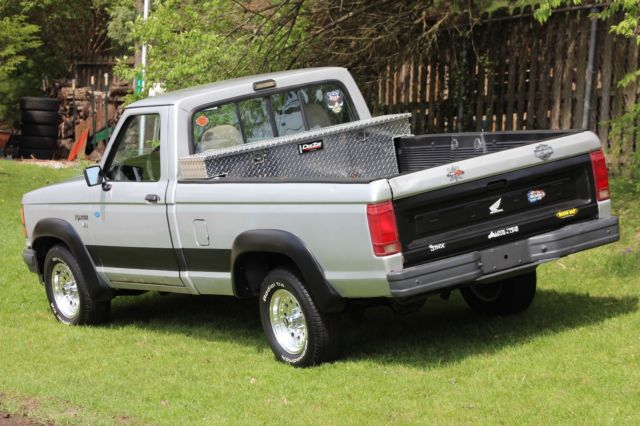 1992 Silver Ford Ranger Standard Cab Pickup