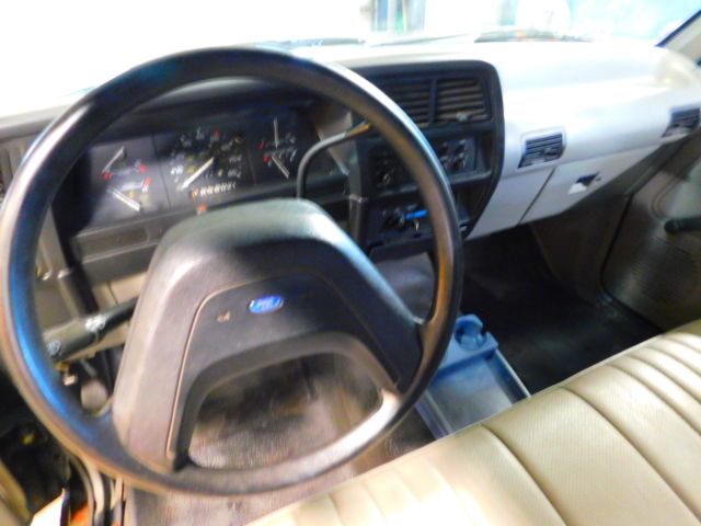 1992 Blue Ford Ranger Crew Cab Pickup