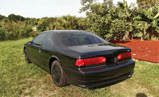 1992 Black Ford Thunderbird Coupe