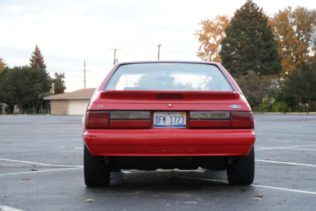 1992 Red Ford Mustang