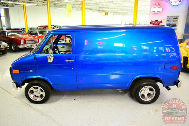 1992 Blue GMC Vandura Minivan/Van