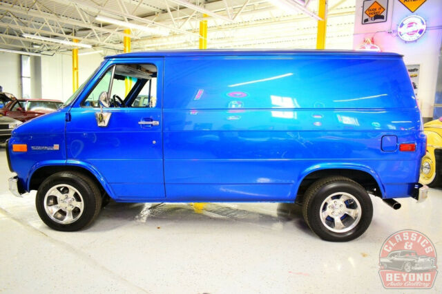 1992 Blue GMC Vandura Minivan/Van