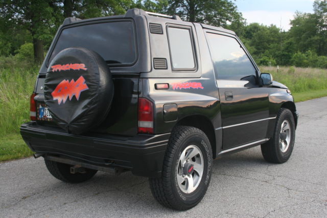 1992 Black Chevrolet Tracker 2 dr. hardtop