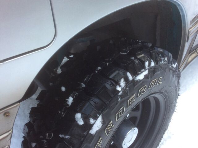 1992 Silver Chevrolet Tracker SUV