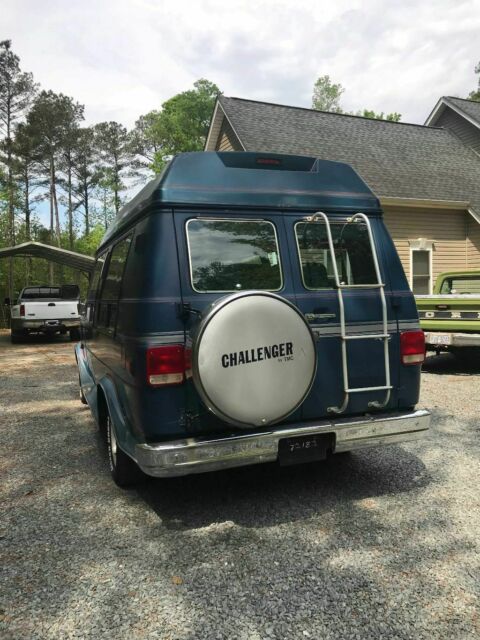 1992 Blue Chevrolet 2500 conversion van