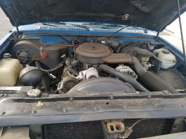 1992 Blue GMC Sonoma Standard Cab Pickup