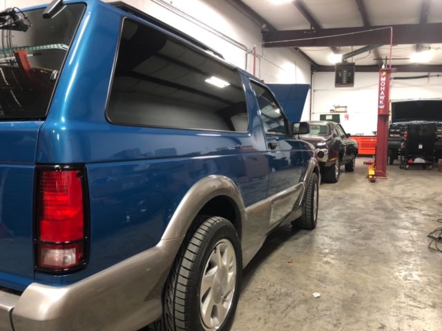 1992 Blue GMC Typhoon SUV
