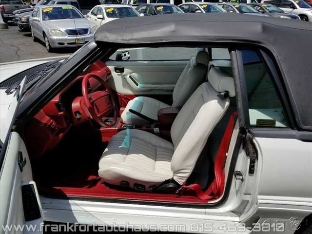 1992 White Ford Mustang Convertible