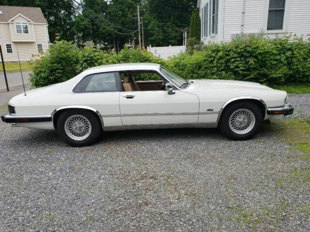 1992 White Jaguar XJS Coupe