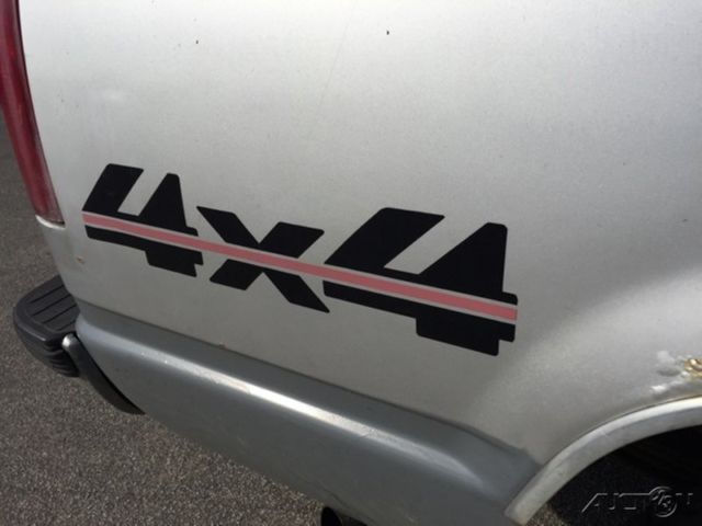 1992 Gray Chevrolet C/K Pickup 1500 Pickup Truck