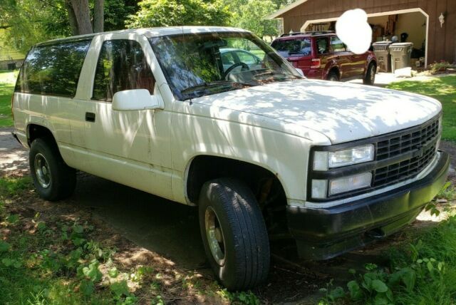 1992 White Chevrolet Blazer Coupe