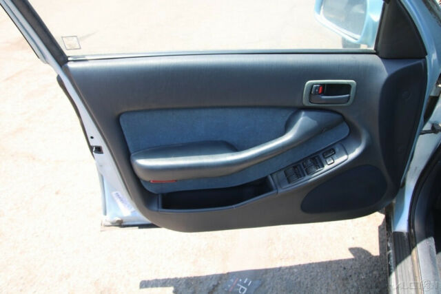 1992 Blue Toyota Camry Sedan