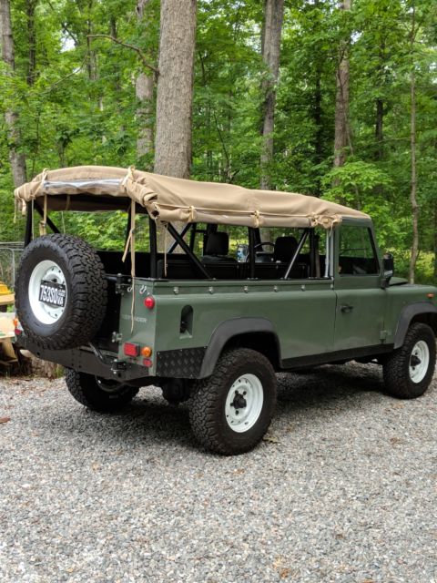 1992 Green Land Rover Defender SUV