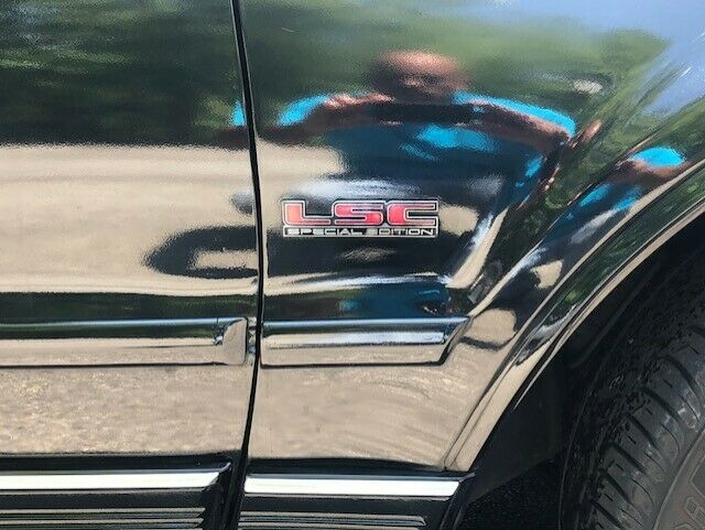 1992 Black Lincoln Mark Series Coupe