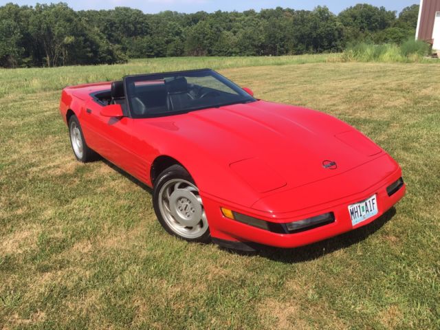 1992 Red Chevrolet Corvette Convertible