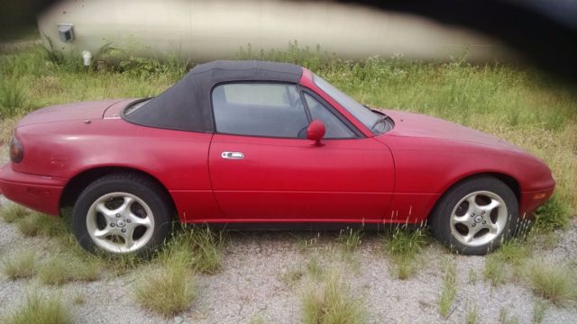 1992 Red Mazda MX-5 Miata