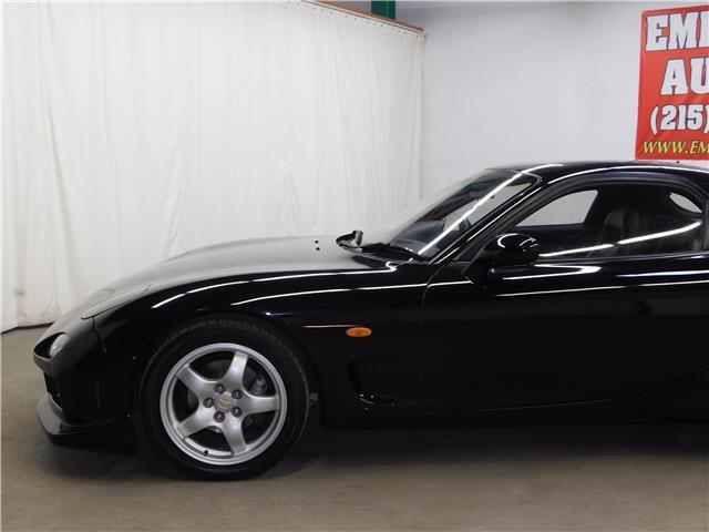 1992 Black Mazda RX-7 --