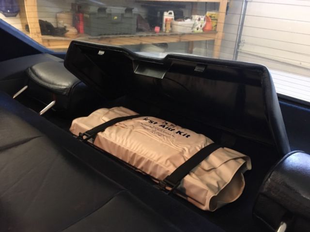 1992 White Mercedes-Benz 300-Series Sedan