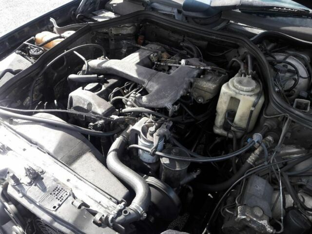 1992 Mercedes-Benz 300-Series