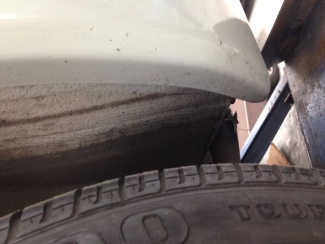 1992 white Mercedes-Benz E-Class Station Wagon