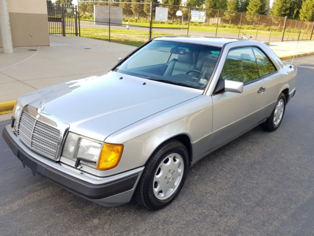 1992 Silver Mercedes-Benz 300-Series Coupe