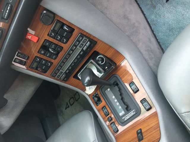 1992 Blue Mercedes-Benz 400-Series Sedan