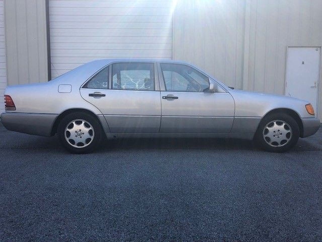 1992 Mercedes-Benz 500-Series