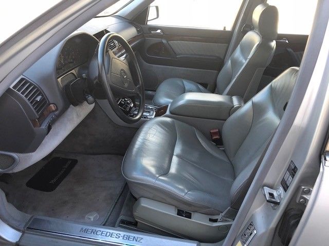 1992 Mercedes-Benz 500-Series