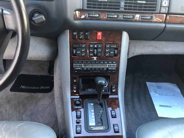 1992 Mercedes-Benz 500-Series