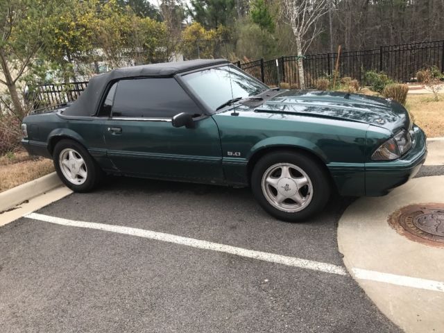1992 Black Ford Mustang Coupe