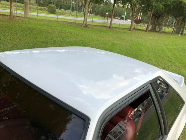 1992 White Ford Mustang Coupe