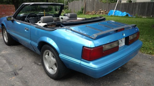 1992 Bimini Blue Ford Mustang Convertible