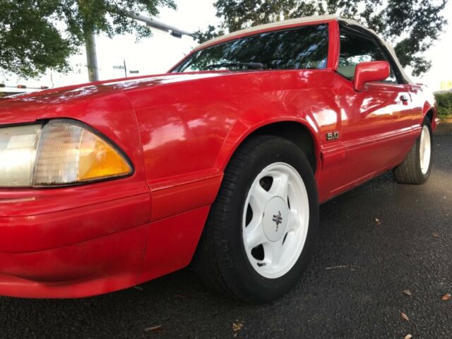 1992 Ford Mustang