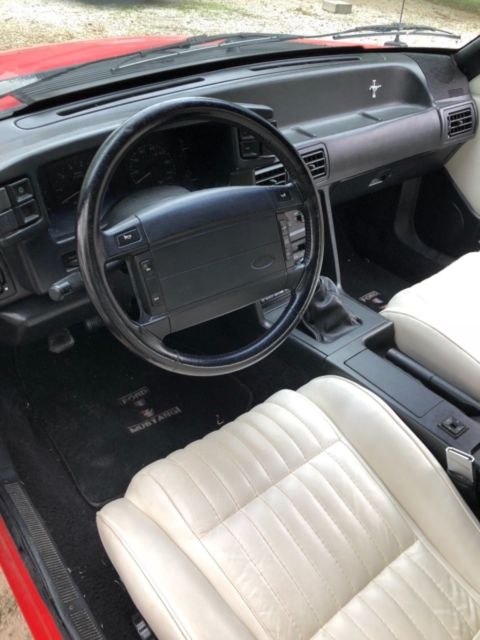 1992 VIBRANT RED Ford Mustang Convertible