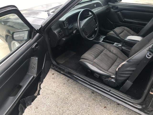 1992 Black Ford Mustang Coupe