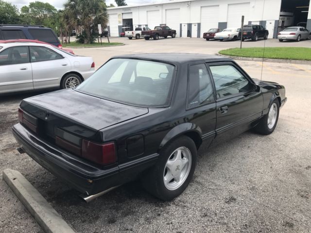 1992 Black Ford Mustang Coupe