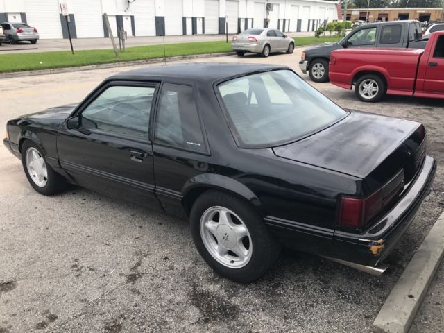 1992 Black Ford Mustang Coupe