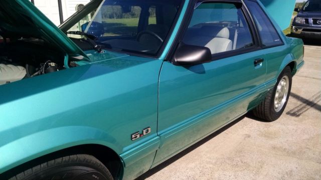 1992 Green Ford Mustang