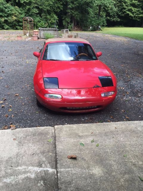 1992 Mazda MX-5 Miata Convertible