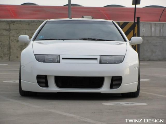 1992 White Nissan 300ZX Coupe