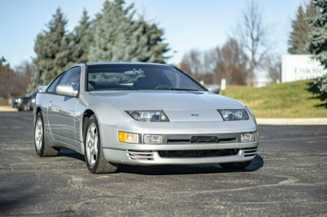 1992 Silver Nissan 300ZX