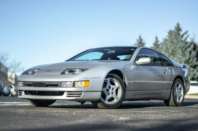 1992 Silver Nissan 300ZX