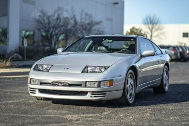 1992 Silver Nissan 300ZX