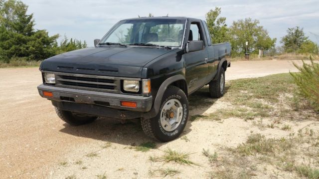 1992 Black Nissan Other Pickups Extended Cab Pickup