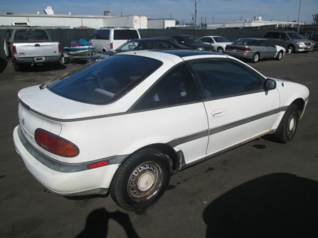 1992 White Nissan NX Coupe