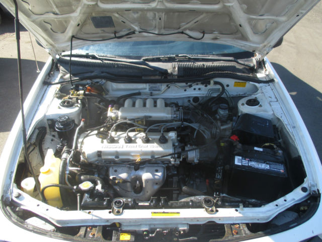 1992 White Nissan NX Coupe