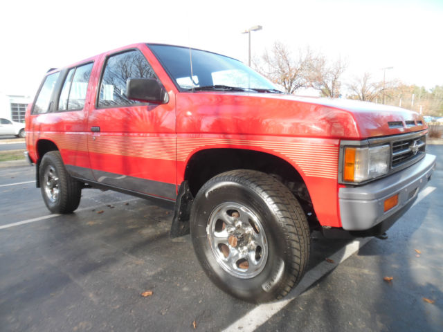 1992 Red Nissan Pathfinder SUV