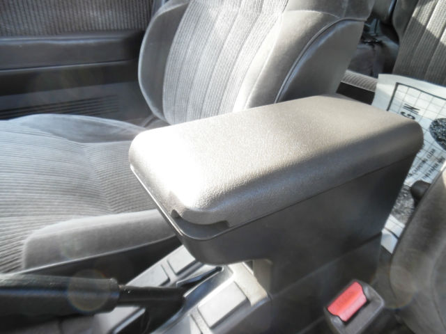 1992 Red Nissan Pathfinder SUV