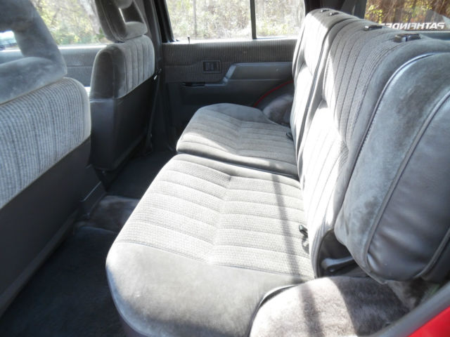 1992 Red Nissan Pathfinder SUV