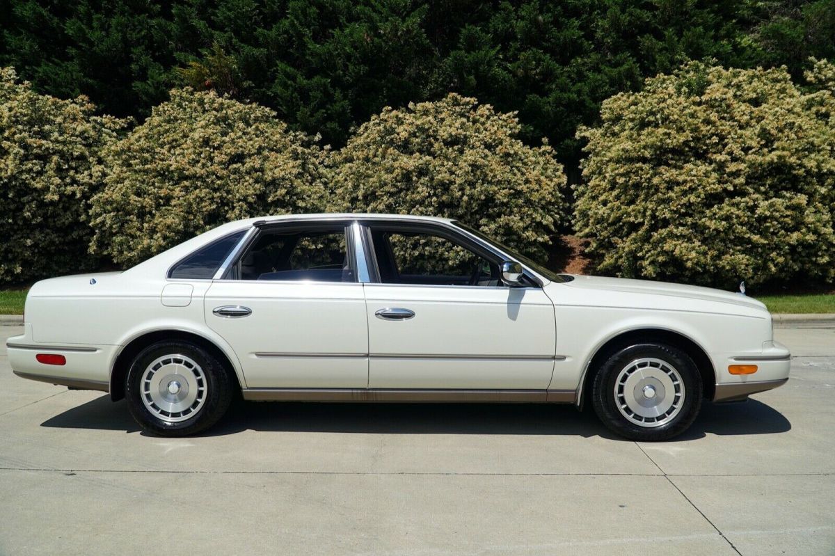 1992 Pearl White Nissan President Sedan